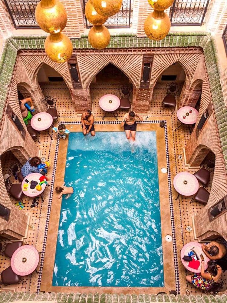 Riad Challa & 4*